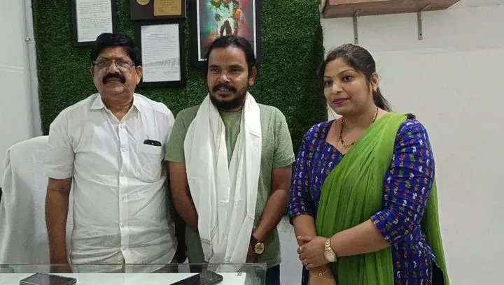 సిరిసిల్లలో ‘సంపూర్ణేష్ బాబు’ సందడి!